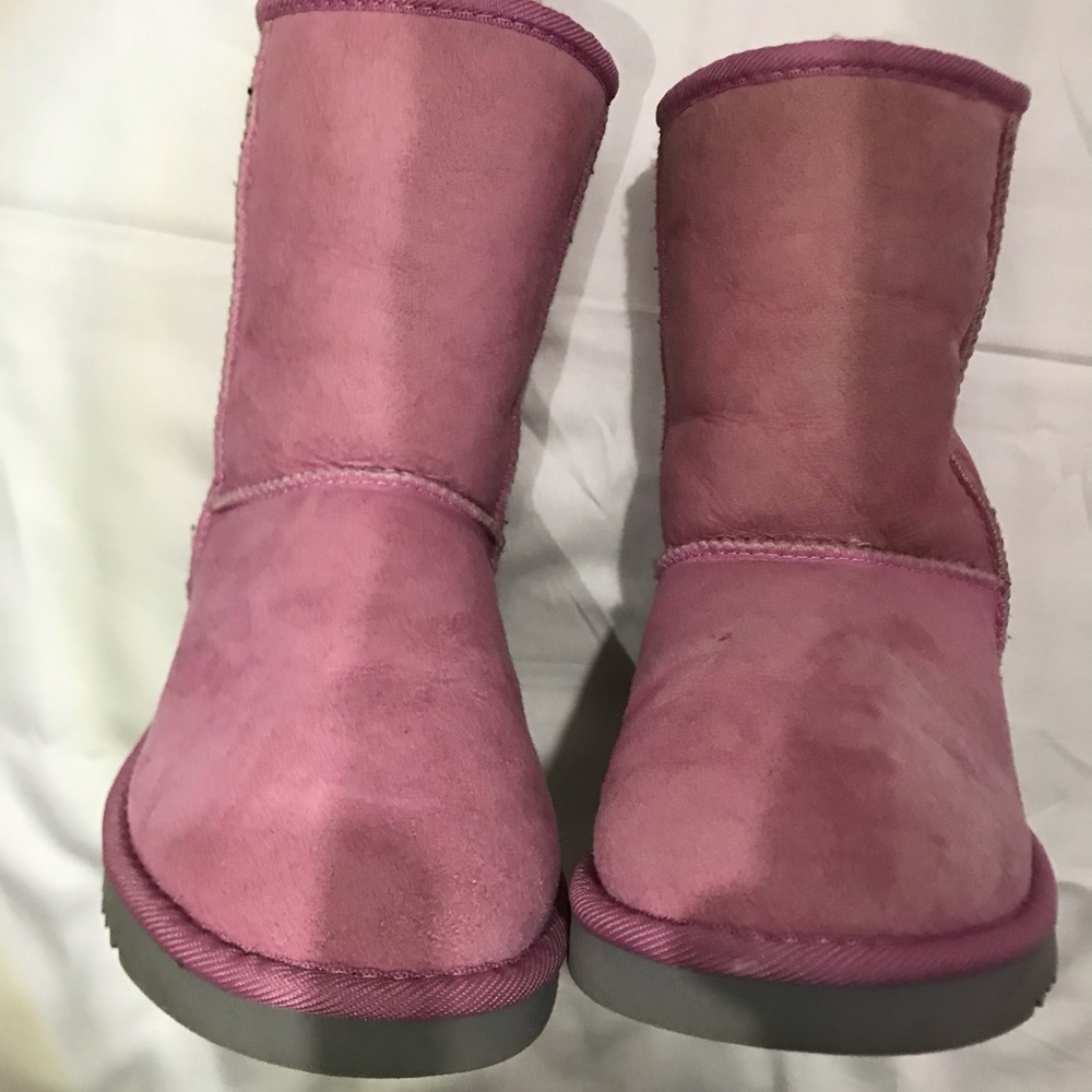 PINK UGG’s 🎉 RARE✨ - Picture 6 of 13